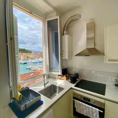 Daire Port, French Riviera